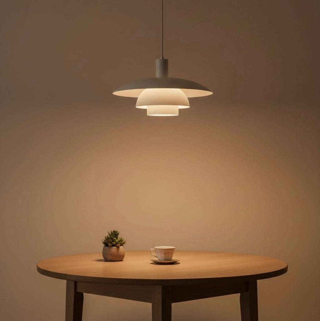 Suspension Nordique Élégante – Luminaire Design pour Salon ou Cuisine